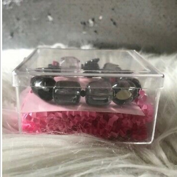 TARINA TARANTINO Black Bead Bracelet w/ Box - Picture 5 of 5